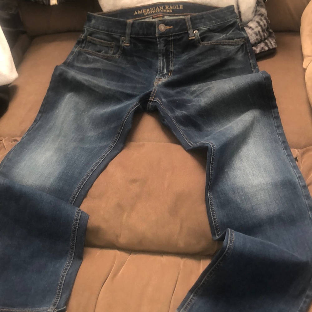 American eagle blue jeans